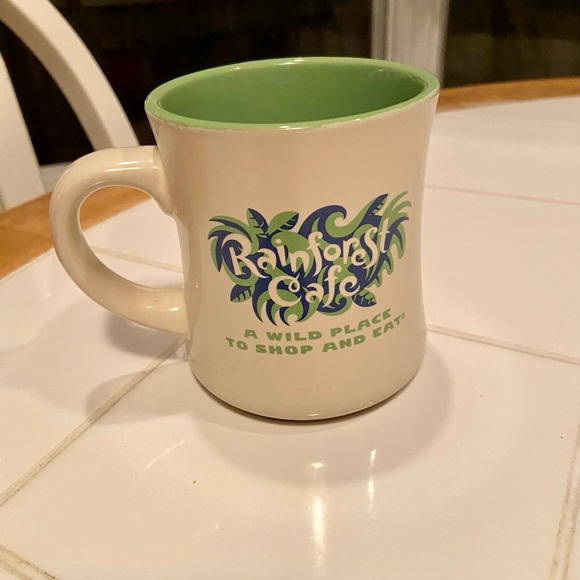 The Rainforest Cafe Coffee Mug NWOT - Picture 1 of 2